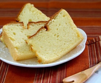 Durian Chiffon Cake  ~   榴莲戚风蛋糕