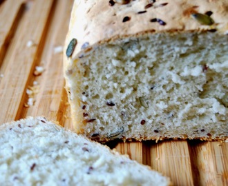 Chleb pszenny, drożdżowy, na kwasie z kiszonych ogórków