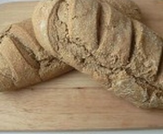 Pane rustico con farina di farro | Ricetta con lievito naturale