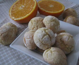 Biscotti morbidi all’arancia
