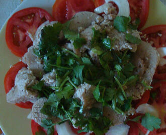 Ovas de Bacalhau em salada de Tomate