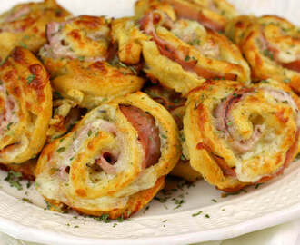Italian Ham and Cheese Pinwheels