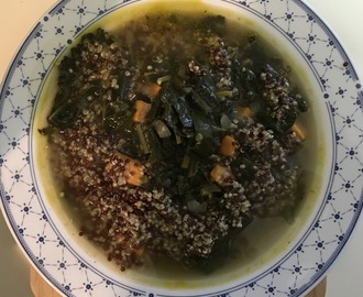 Zuppa cavolo nero, quinoa e patata dolce