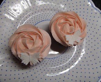 Pink Piped roses at the Patisserie in my Kitchen