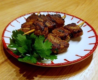 Tapas - Pinchos Morunos (Spicy Pork Skewers)