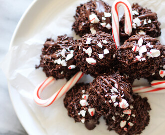 Chocolate Peppermint Coconut Macaroons