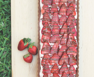 Chocolate and Strawberry Cheesecake Mousse Tart