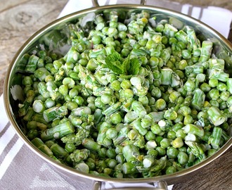 Spring Salad with Peas and Asparagus