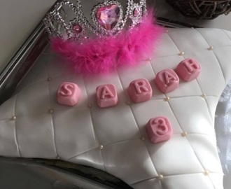 Gâteau coussin de Princesse en pâte à sucre au thermomix ou sans