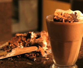 Quick Chocolate Milkshake