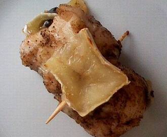 Csirkemell aszalt szilvával és camembert-rel töltve