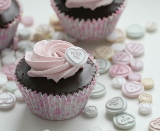 Chocolate Valentines Day Cupcakes