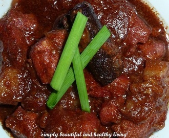 Braised Pork Belly with Red Glutinous Wine Lees (紅糟,Ang Zhao)