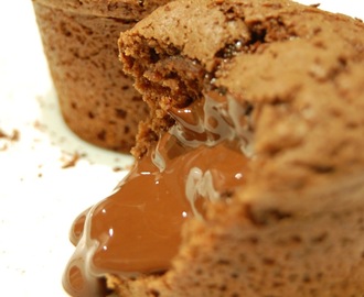 Muffins de chocolate fundido
