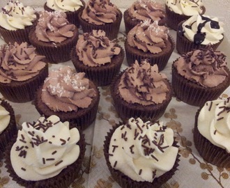 Cupcakes med kokos og sjokolade