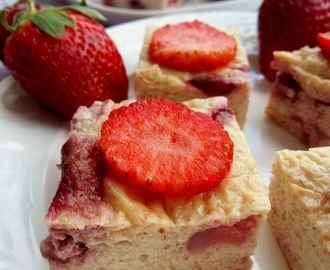 Curd-strawberry cake