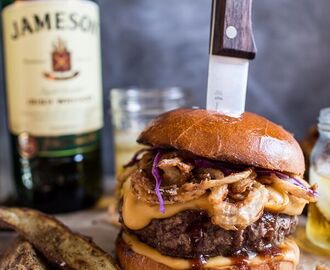 Jameson Whiskey Blue Cheese Burger with Guinness Cheese Sauce | Recipe | Blue cheese burgers, Recipes, Beef recipes