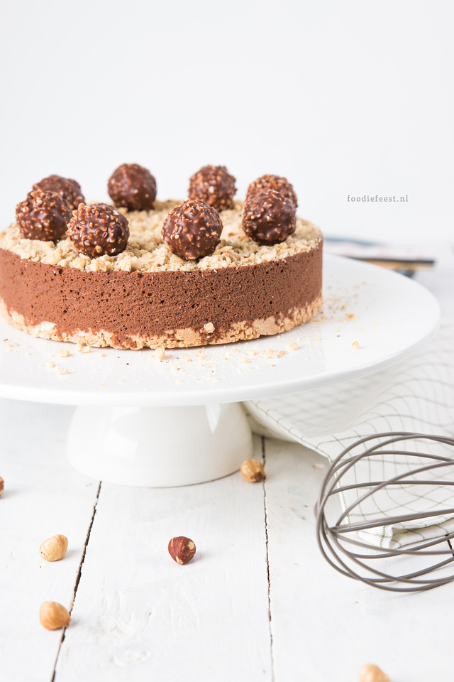 Ferrero rocher taart – chocolade hazelnoot taart