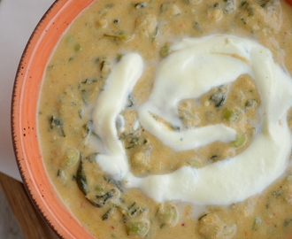 Methi Matar Malai\ Fenugreek leaves and peas in a creamy gravy