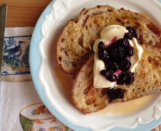 Quick French Toast with Blueberry Jam