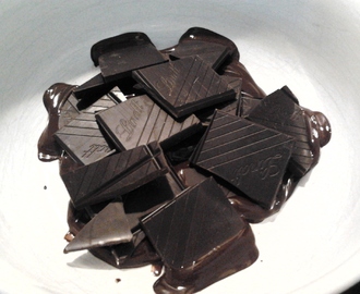 Healthy Recept: Pure chocolade pindarotsjes