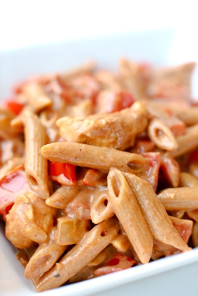 Chicken Fajita Pasta and a Sneak Peek at How Conquer Dinner Works
