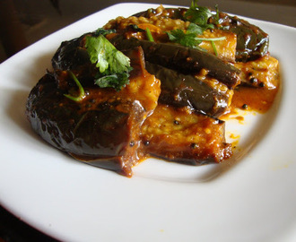 Chatpata Masala Baigan  ( Spicy Eggplant )