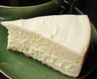 Classic New York style cheesecake... recipe by Anna Olson.