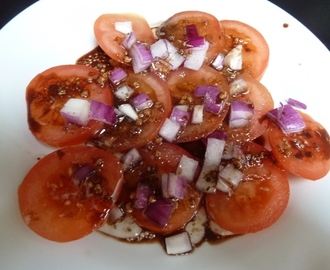 Tomato Vinaigrette Salad