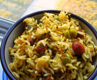 Menthe soppu bath | Spiced fenugreek leaves rice : A Karnataka Specialty!