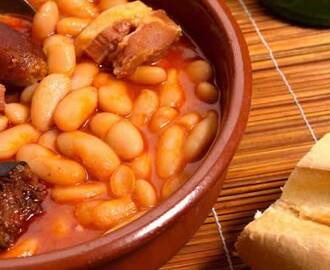 Receita de Feijoada Espanhola Fabada Asturiana, aprenda como fazer esse que é um prato tradicional da região das Astúrias, na Espanha.