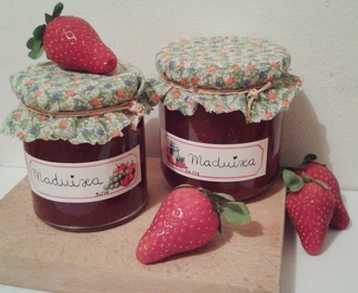 Mermelada de fresa casera - Homemade strawberry jam