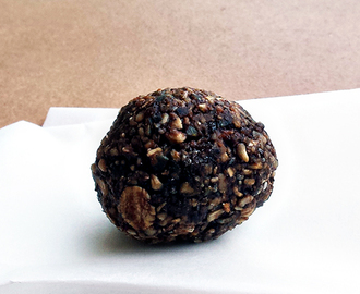 Chocolate Bliss Balls (Nut free, Coconut free)