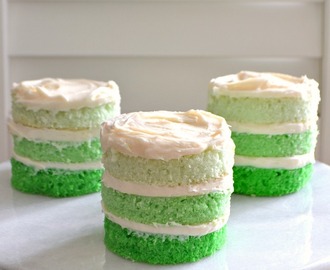 St. Patrick’s Day Mini Ombre Cakes