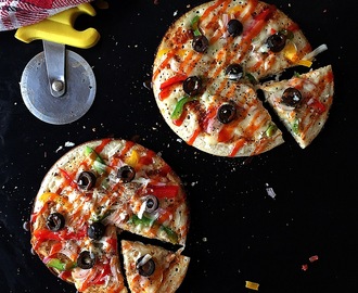 Oothapam Pizza | Uthappam Pizza | Uttapam Pizza Recipe | Gluten Free Pan Pizza