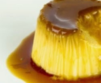 Flan de queso mascarpone, postre típico de Bolivia