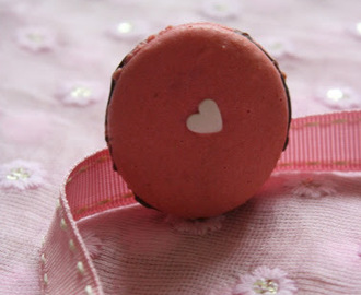 Pink Macarons with Chocolate Ganache filling