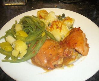 St Tropez chicken, smashed potato gratin and green beans