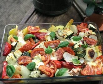 Italiaanse ovenschotel met krieltjes, kip en groenten - Familie over de kook