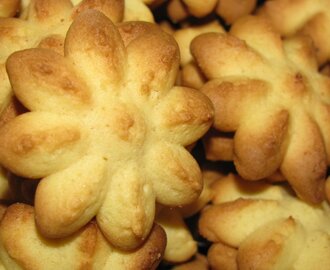 Biscoitos de Baunilha (Farinha Custard)