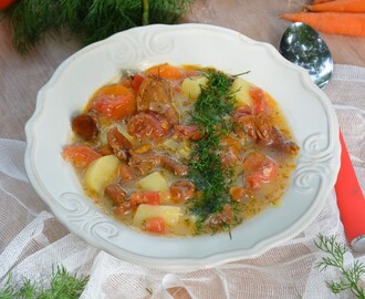 Zupa kurkowa z pomidorami i koperkiem