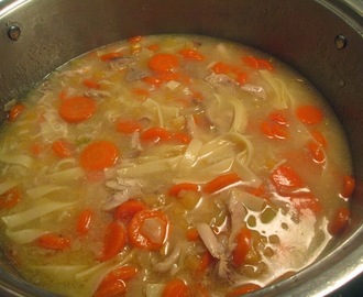 HOME-MADE CHICKEN NOODLE SOUP