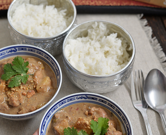 Thai Massaman Chicken Curry - from scratch, easy, tasty and children friendly too!