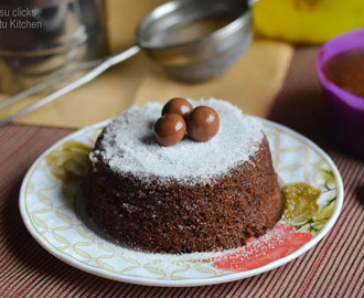 Eggless Microwave  Chocolate Cake