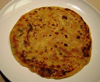 Paneer Paratha (without Onion Garlic)