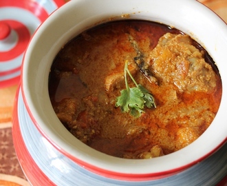 Traditional Chicken Curry / Nagercoil Chicken Kulambu