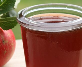 Æblesirup – Lækker opskrift på hjemmelavet sirup