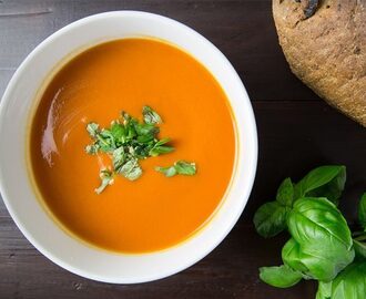 Le zuppe detox per dimagrire e sgonfiarsi dopo le feste
