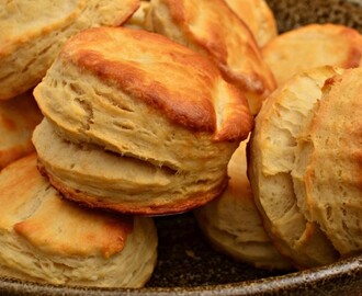 Panecillos de Mantequilla (Receta de Biscuits Americanos)