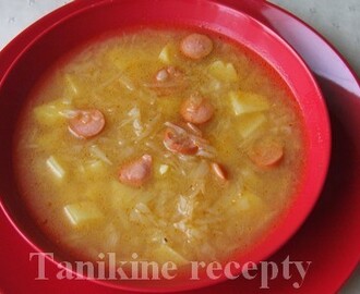 Obrázok: Kapustová polievka s párkom (údeným tofu) :: Recepty